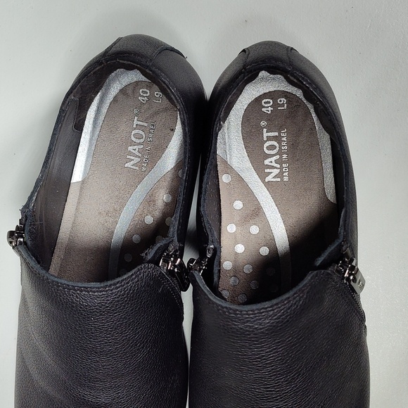 Naot Autan Soft Black Leather Loafers with side zippers 40 - Picture 11 of 12